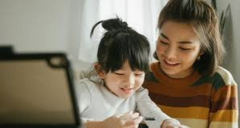 7 Ciri Orang Tua yang Mendidik Anak agar Tumbuh Cerdas dan Percaya Diri di Masa Depan Menurut Psikologi