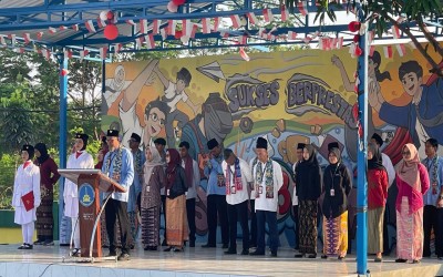 Upacara HUT RI ke 80 di SMKN 68 Jakarta